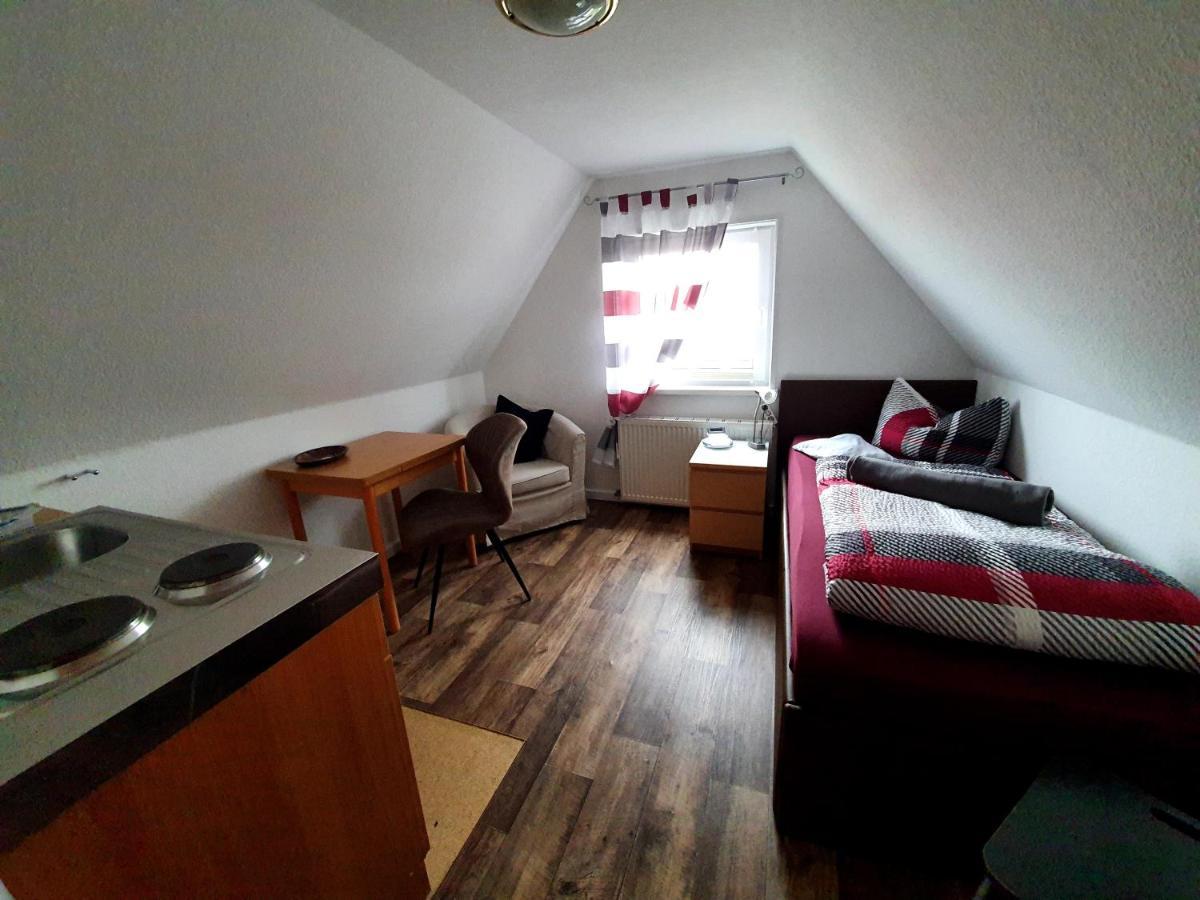 Pension Gaestehaus Elfriede บัลทรุม ภายนอก รูปภาพ
